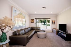 Ardington - 4-Bed Pet-Friendly with Pool