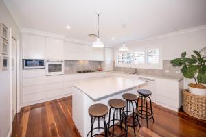 Ardington - 4-Bed Pet-Friendly with Pool