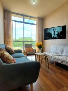 Spacious and Comfortable Apartment with Parking