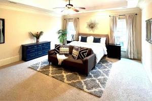 Luxury Buckhead executive Oasis for Family or work