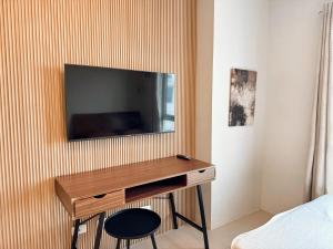 Rustic Studio by Hayahay Rentals