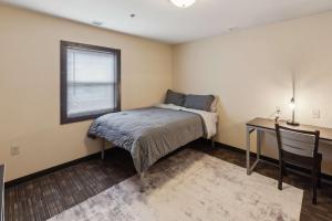 Spacious and Modern Stay to Relax & Recharge