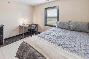 Recharge Right Bright Space with Modern Touches