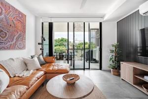 Coolum Beach Family Escape 5 min to Waves - 4hvězdičkové hotely ve městě Coolum Beach