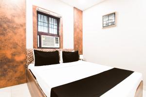 Super Hotel O Jamshedpur Near Burma Mines Formerly Hotel Square