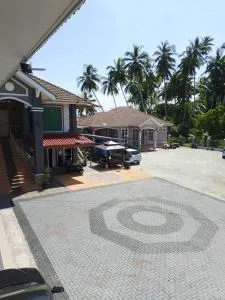 Airport Riverside Roomstay & Homestay - 哥打巴鲁