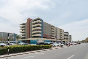 Smart Home with Alexa Near Yas and Airport with Pool