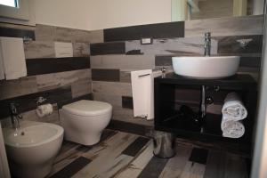 Double or Twin Room with Private Garden room in Residenza RoMa