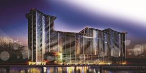 Luxury Corniche Residence 2 BHK pool gym wifi sea front