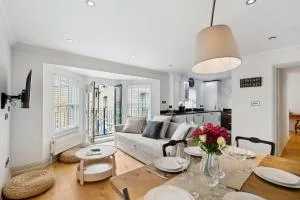 Victorian Villa Apartment - FREE PARKING - 波茨莱德