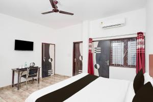 Super HOTEL BLUEMOON