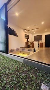 New! Paradise Few Steps Away From Berawa Beach
