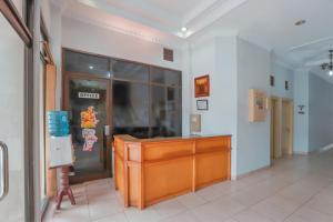 Dancenter Mangga Besar Near Stasiun Manggar Besar