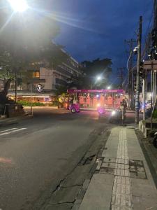 Cozy room Kuta - 1 minutes to the beach by Micky Studio2