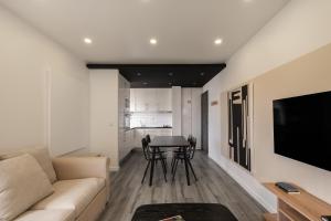 Breeze Apartment by Olala Homes