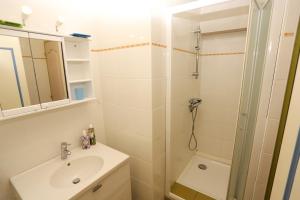 St Cyprien Appartement a 2 pas du port et de la plage