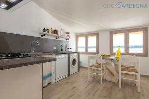 ClickSardegna Villa dei Limoni with pool close to the beach