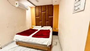 UJN - HOTEL SHREE MAHAKAL - A - GRAND UJJAIN - Warm Hospatilaty & Comfortable Room In Ujjain - Near Mahakal Temple Ujjain - BEST HOTEL IN UJJAIN - Ujjain