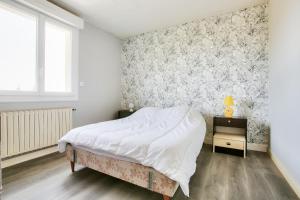 Maison pour 8 avec piscine - 800m de la plage