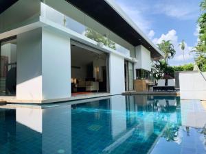 Tropical Villa at Luna Layan Phuket