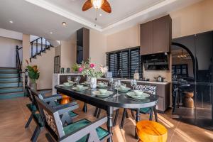 Luxury Pool Villa Jomtien-1 Min to Beach