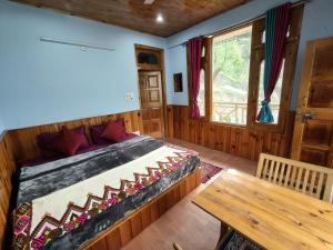 Jibhi Mountain Retreat