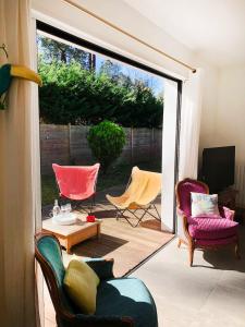 Maisons de vacances Maison entre foret et ocean - piscine et tennis : photos des chambres