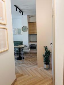 K&T Apartment Porto Mare by BookingHost