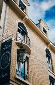 阿祖尔酒店 - Reims