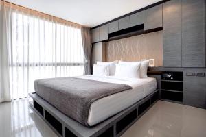 Tropics & Modern Stay - Kamala 2BR Suite CTG L502-3, Best Amenities & Beach Fun