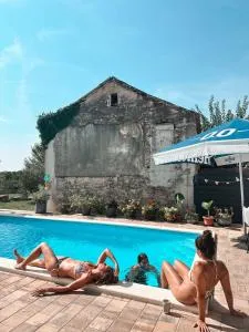 Holiday Home Sofia - quiet village&quick highway - Podlug