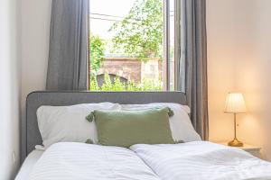 Amazing 1BR Apt, next to AKH Building for Everyone