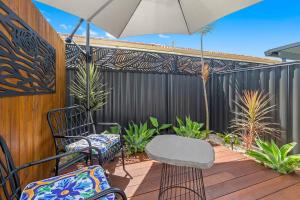 Cosy Hideaway Studio - Close to Everything - 3hvězdičkové hotely ve městě Buddina