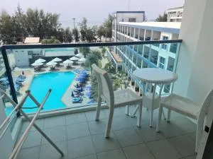 Grandblue condominium 607 with sea view - Ban Chamun (2)