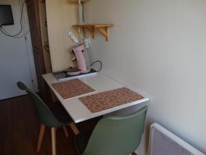 MER à pied Vrai lit LINGE FOURNI Jardin