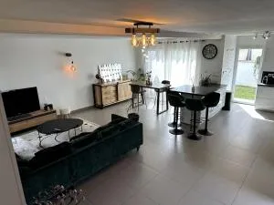 L'Emeraude I 6 p - Spacieux - Jardin ext - Fenouillet