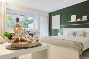 Luganersee, Pool, Strand, Parkplatz, Suite 204