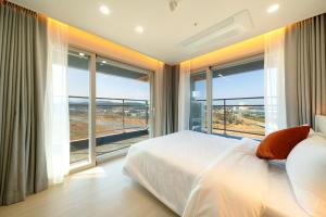 DIAMER Hotel Sokcho by AankStay