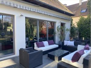 Villas Villa, swimming pool, 5 bedrooms, Versailles : photos des chambres