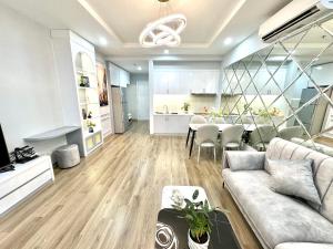 Sam Homestay - căn hộ cao cấp vinhomes Times City Park Hill