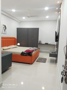 PrivateRoom- Near AIG Hitech City