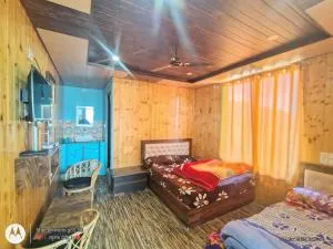 Jbk new hotel Auli - Badrīnāth