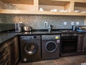 Somethin Special Guest House 77A