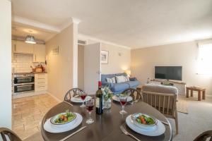 3 St Johns Court - Aldeburgh Coastal Cottages