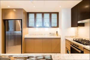 AWS Holiday Homes - Stunning Duplex Masterpiece