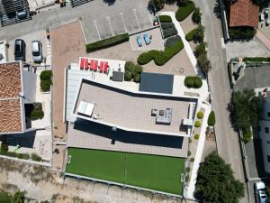 Family friendly house with a swimming pool Posedarje, Novigrad - 24091