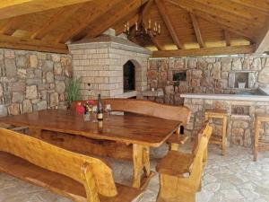 Villa Silence with pool Near Krka National Park