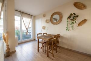 Disney Bali Train Station - M2