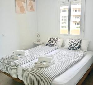 Benalbeach Apartment with Sea & Garden View