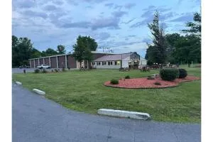 Continental Inn by OYO Watertown NY I-81 - Pulaski